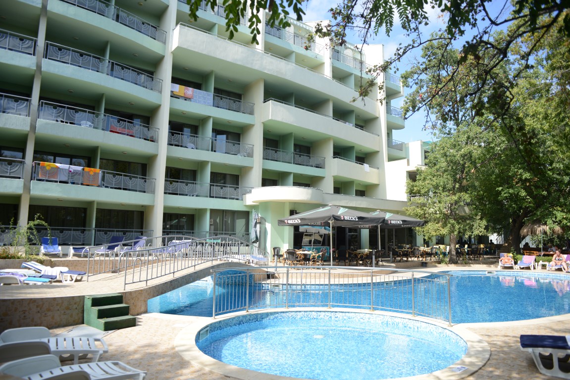 PERUNIKA_HOTEL_GOLDEN_BEACH_NISIPURILE_DE_AUR_BULGARIA_AIR_TOUR_TRAVEL